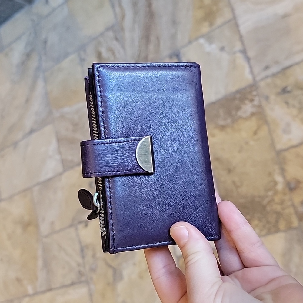 Purple Genuine Leather Wallet NWT with Coin Pocket